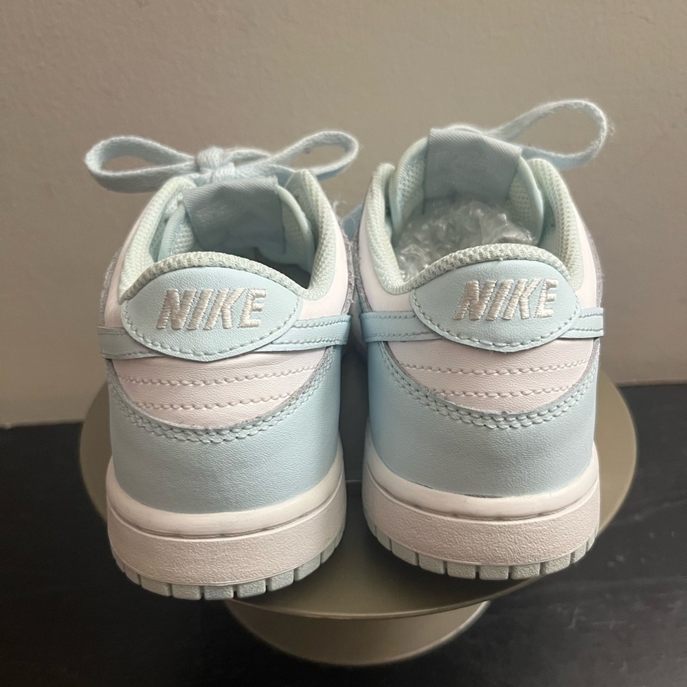 Nike Blue Sneakers Classic Design (little kids)
Size 2 1/2 - Picture 5 of 6